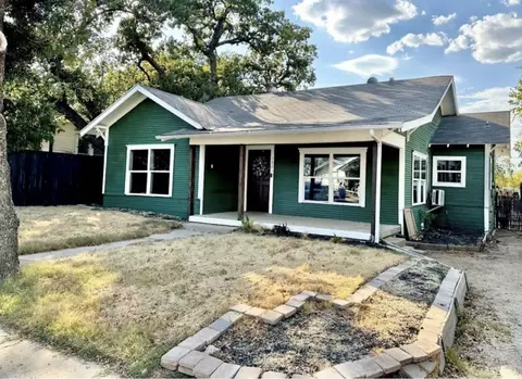 1805 Avenue D, Brownwood, TX 76801