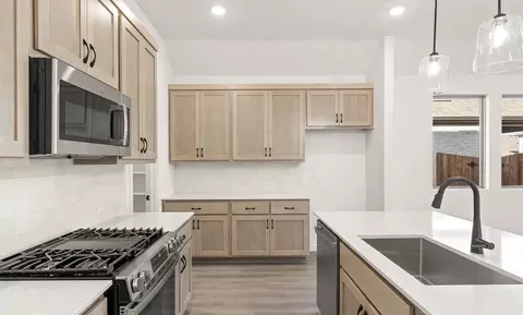Kitchen - 1420 Eagle Meadow Trl, Anna, TX 75409 photo 3 of 3