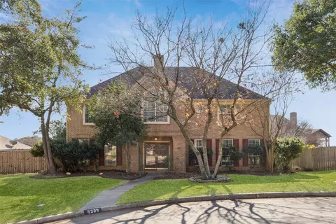 5309 Starry Ct, Fort Worth, TX 76123