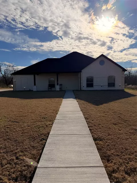 9013 W Shoreline Dr, Kemp, TX 75143