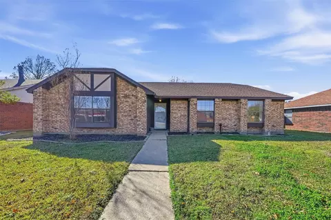 2708 Chisolm Trl, Mesquite, TX 75150