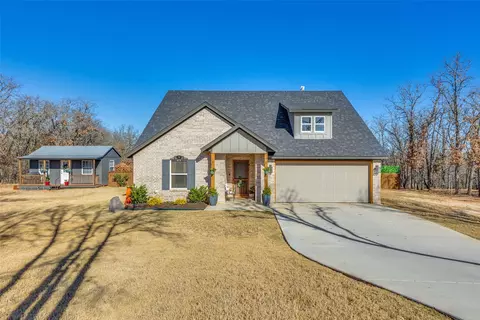 116 Monarch Ln, Poolville, TX 76487