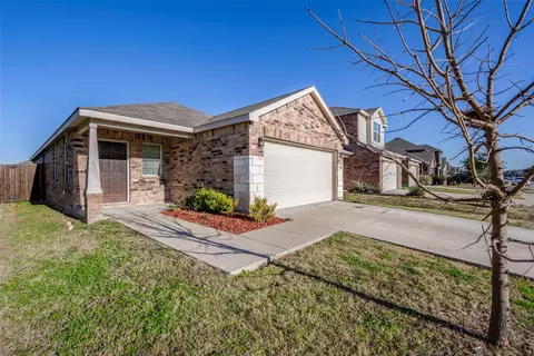 1062 Spofford Dr, Forney, TX 75126