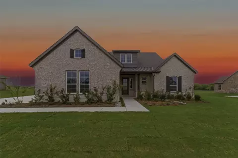 365 Cobb Rd, Leonard, TX 75452