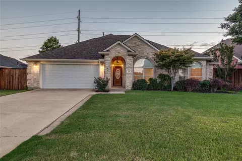 25 Cimarron Dr, Trophy Club, TX 76262