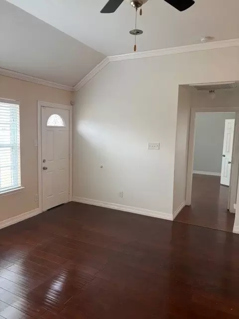 Living - 921 Brookhaven Dr, Lancaster, TX 75134 photo 6 of 6