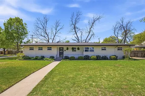 4632 Norwich Dr, Fort Worth, TX 76109