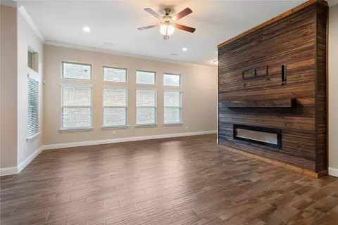 Living - 920 10th St, Argyle, TX 76226 photo 5 of 6
