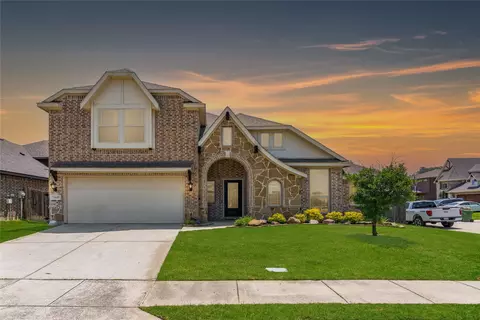 3445 Varsity Dr, Oak Point, TX 75068