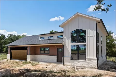 413 Caro Dr, West Tawakoni, TX 75474