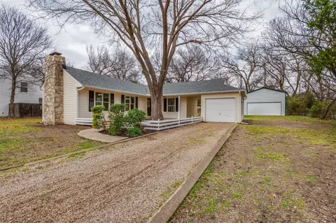 1208 W Jefferson St, Waxahachie, TX 75165