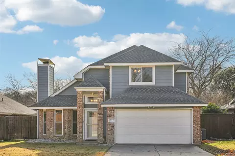 1517 Brookwood Dr, Grapevine, TX 76051