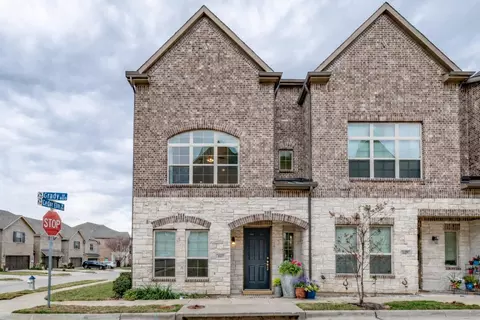 4405 Grady Ln, Carrollton, TX 75010