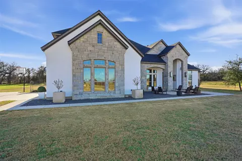 133 Heritage Springs Dr, Weatherford, TX 76087