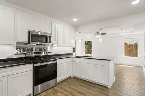 825 Apache Trce, Grand Prairie, TX 75051