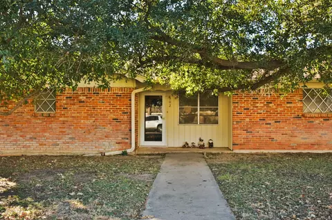 502 Ridgeway St, Clyde, TX 79510 photo 2