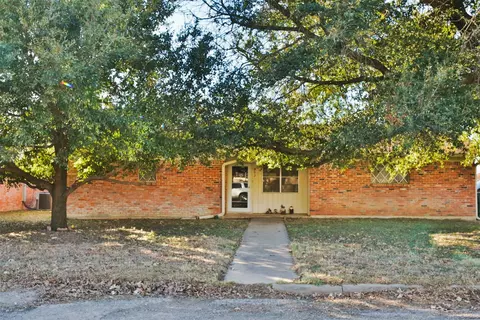 502 Ridgeway St, Clyde, TX 79510