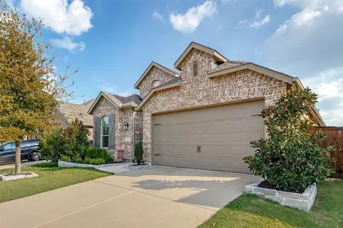 1512 Gelding Dr, Aubrey, TX 76227