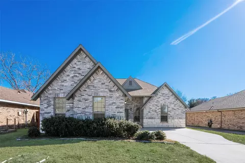 210 N Rustic Trl, Wylie, TX 75098
