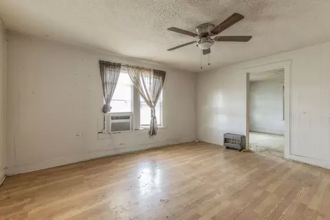 Living - 316 E Warren St, Hewitt, TX 76643 photo 1 of 4
