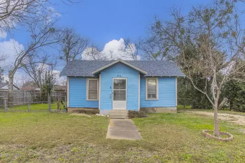 316 E Warren St, Hewitt, TX 76643