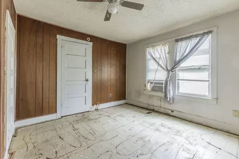 Bedroom - 316 E Warren St, Hewitt, TX 76643 photo 2 of 2