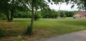 1418 Marshall St, Greenville, TX 75401