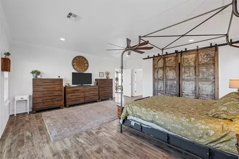 Bedroom - 1307 Range Rd, China Spring, TX 76633 photo 1 of 3