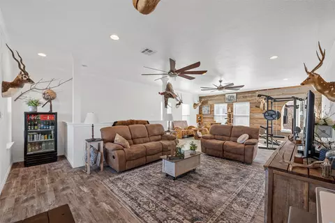 Living - 1307 Range Rd, China Spring, TX 76633 photo 3 of 3