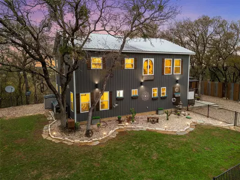 1307 Range Rd, China Spring, TX 76633