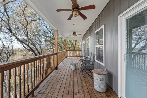 Exterior - 1307 Range Rd, China Spring, TX 76633 photo 3 of 7