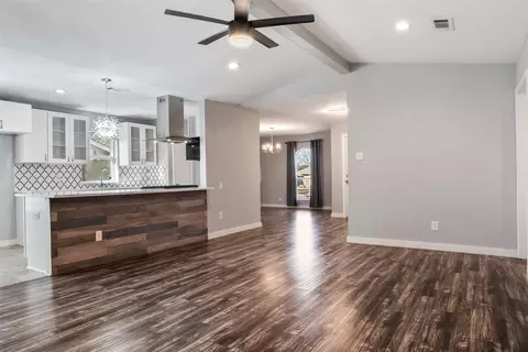 1320 E Spring Valley Rd, Richardson, TX 75081 photo 6