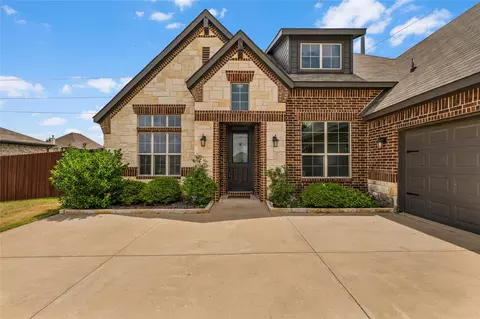 1441 Grassy Meadows Dr, Burleson, TX 76028