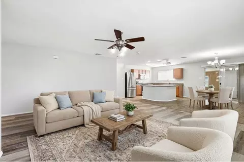 2112 Valley Forge Trl, Fort Worth, TX 76177