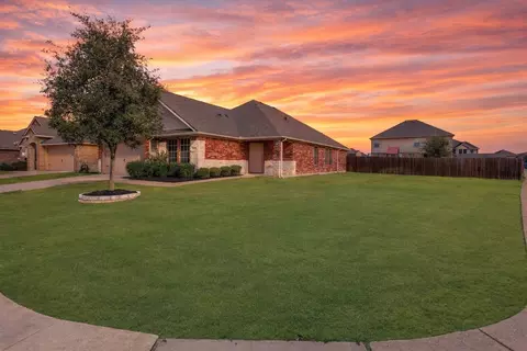 2700 Tanner St, Forney, TX 75126
