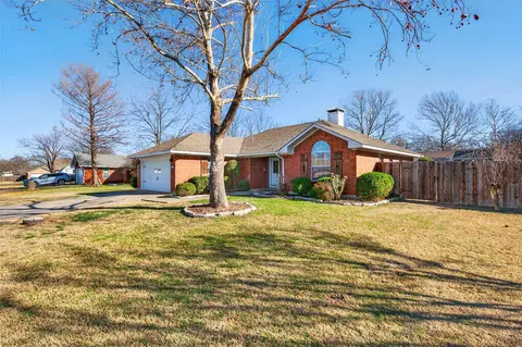 905 Calder St, Howe, TX 75459