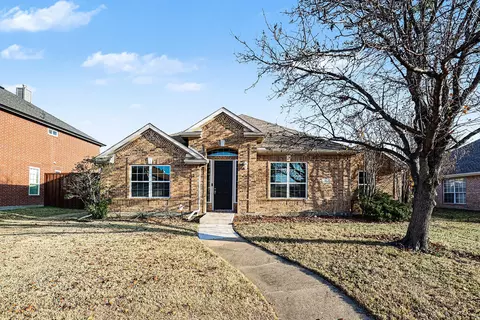 3848 Harrison Dr, Carrollton, TX 75010