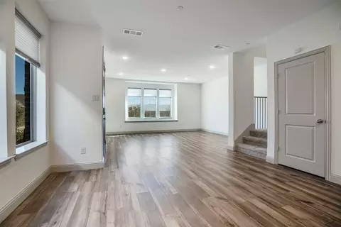 Living - 421 Matchbox St, Argyle, TX 76226 photo 4 of 6