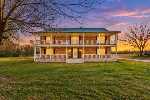 1147 Vz County Road 3417, Wills Point, TX 75169