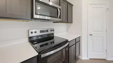 Kitchen - 3244 Spaulding Dr, Paris, TX 75460 photo 3 of 4