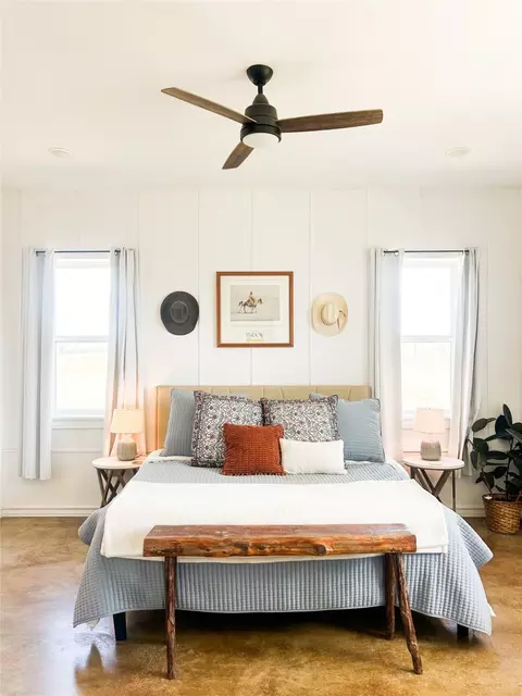 Bedroom - 925 Clear Spring Rd, Stephenville, TX 76401 photo 3 of 4