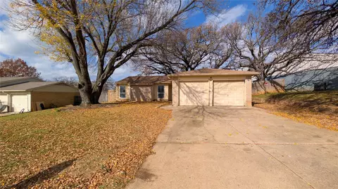 5610 Sarasota Dr, Arlington, TX 76017
