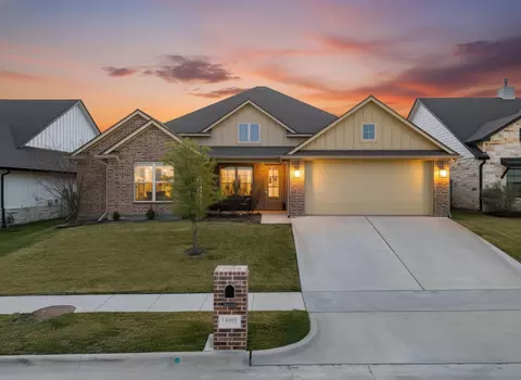13008 Rainier Dr, Woodway, TX 76712