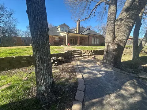 2020 Arbor Bend St, Bonham, TX 75418