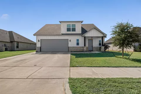 157 Crenshaw St, Stephenville, TX 76401
