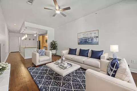 2950 Mckinney Ave #212, Dallas, TX 75204