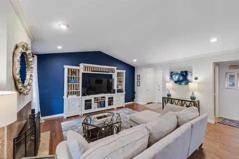 10588 High Hollows Dr #281, Dallas, TX 75230