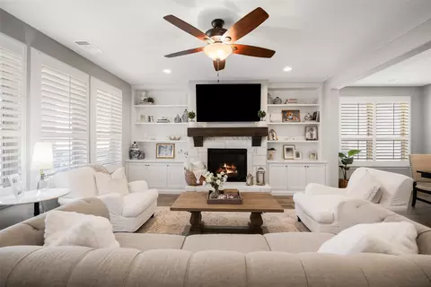 712 Llano Falls Dr, Mckinney, TX 75071