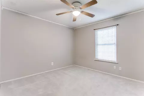 Bedroom - 17 Abbey Rd, Euless, TX 76039 photo 4 of 6