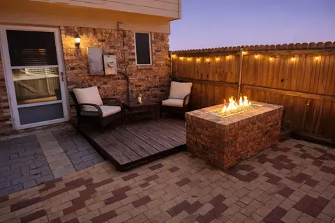 Exterior - 17 Abbey Rd, Euless, TX 76039 photo 3 of 7